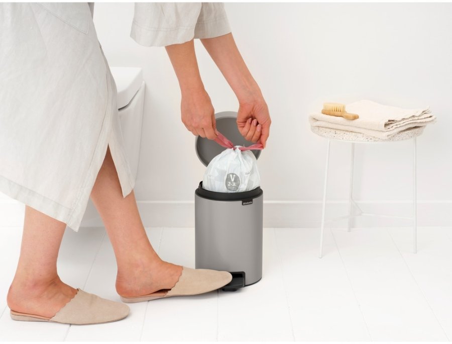Brabantia Newlcon Pedalspand 3 L, Lysegr�