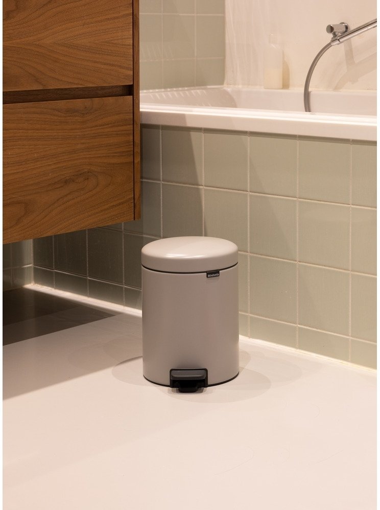 Brabantia Newlcon Pedalspand 5 L, Lysegr�