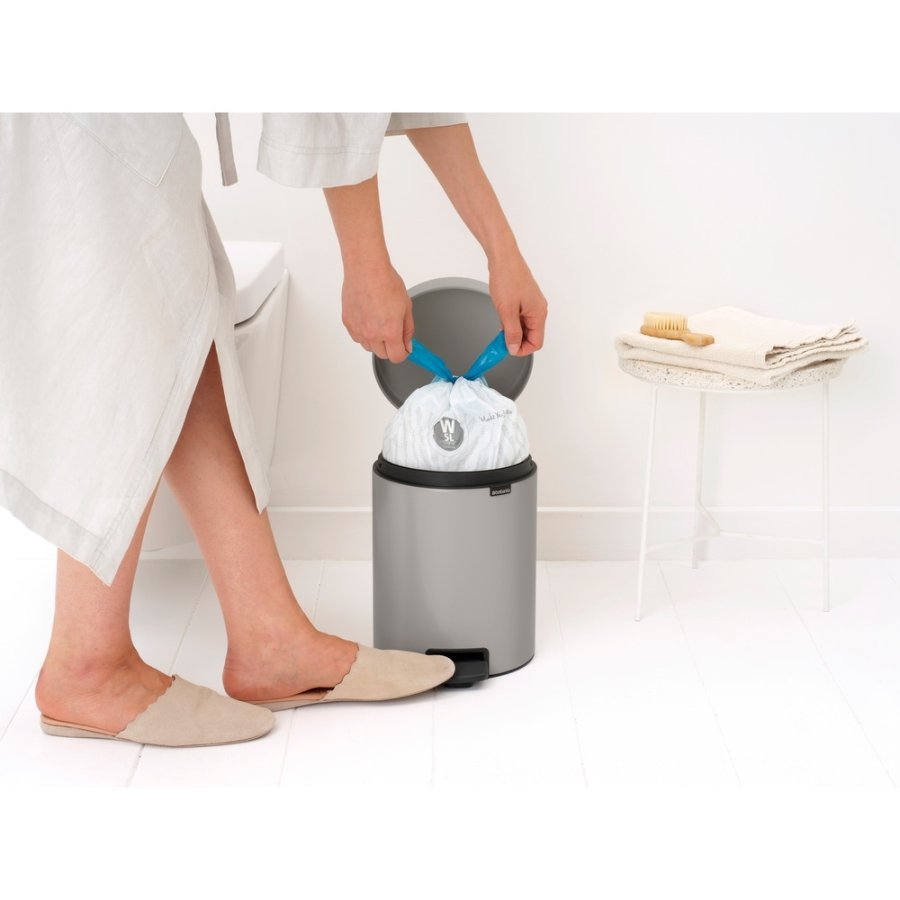 Brabantia Newlcon Pedalspand 5 L, Lysegr�