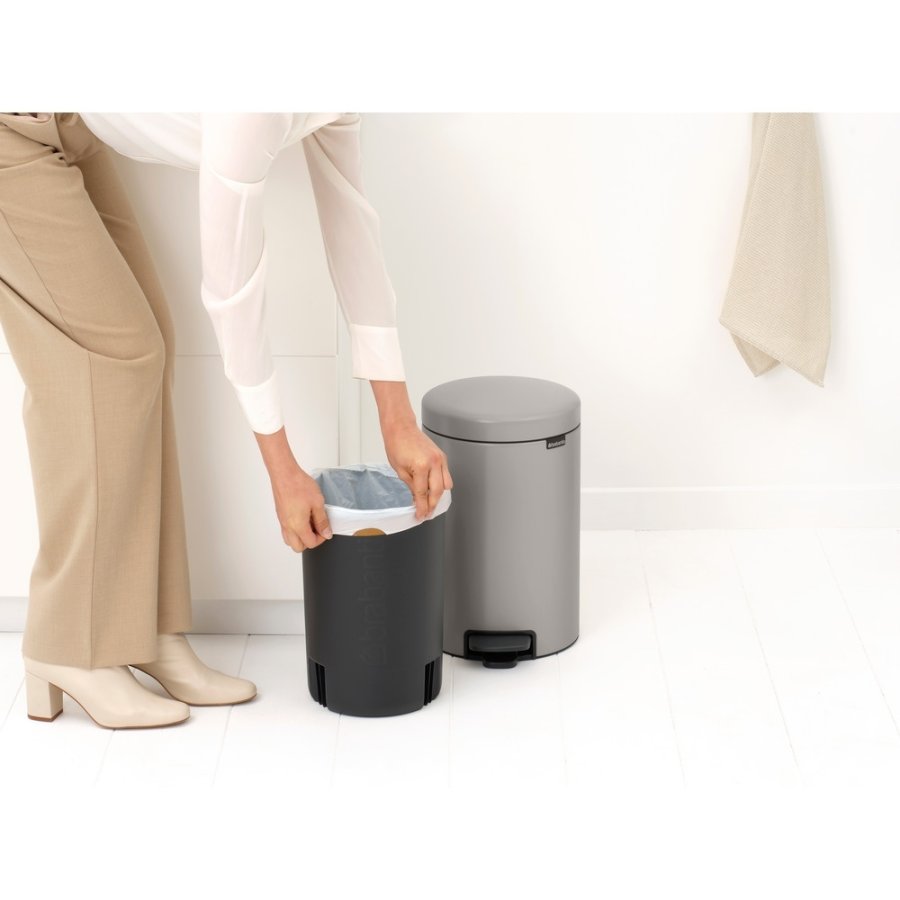 Brabantia Newlcon Pedalspand 12 L, Lysegr�