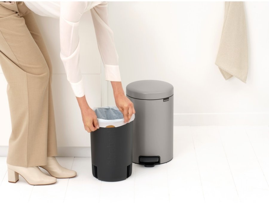 Brabantia Newlcon Pedalspand 12 L, Lysegr�