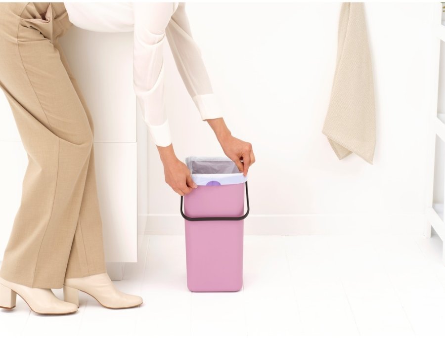 Brabantia Sort & Go Afvalemmer met Deksel 16 L, Lilac Pink