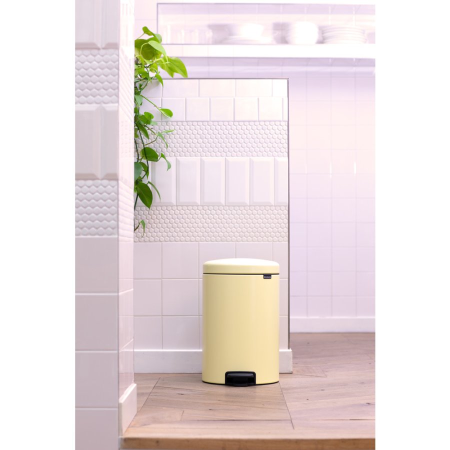 Brabantia Newicon Pedalspand 20 L, Mellow Yellow