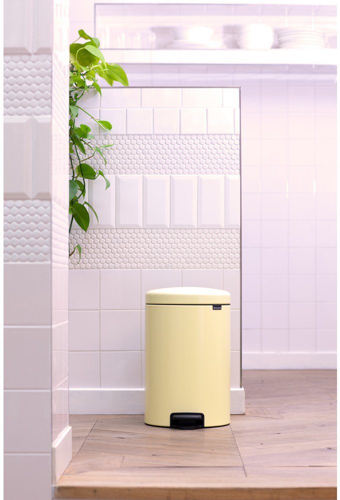 Brabantia Newicon Pedalspand 20 L, Mellow Yellow