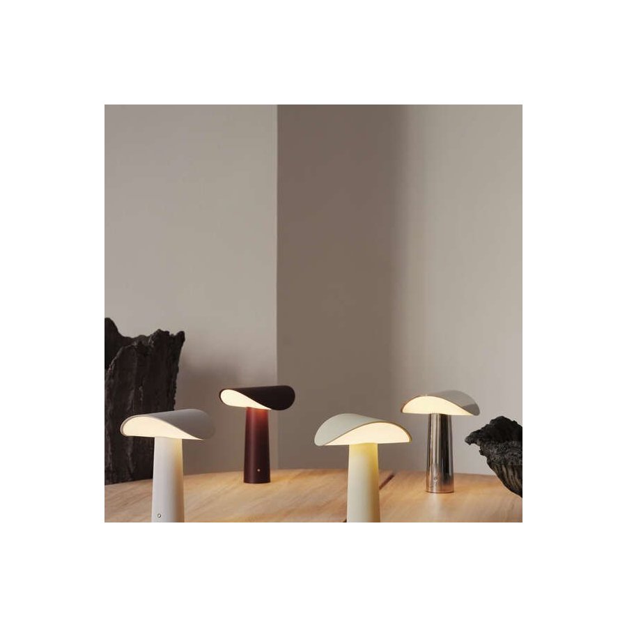 GEJST Lium Akku-Tischlampe H22,5 cm, Hellgelb