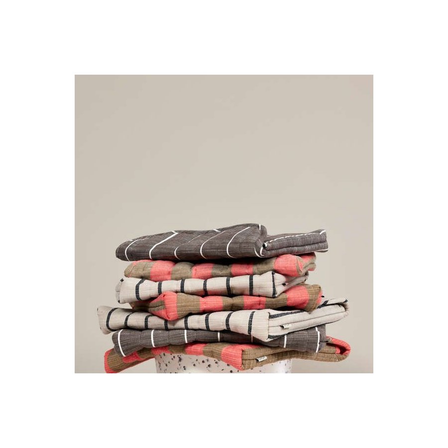 OYOY Futo Computer Sleeve Model 16