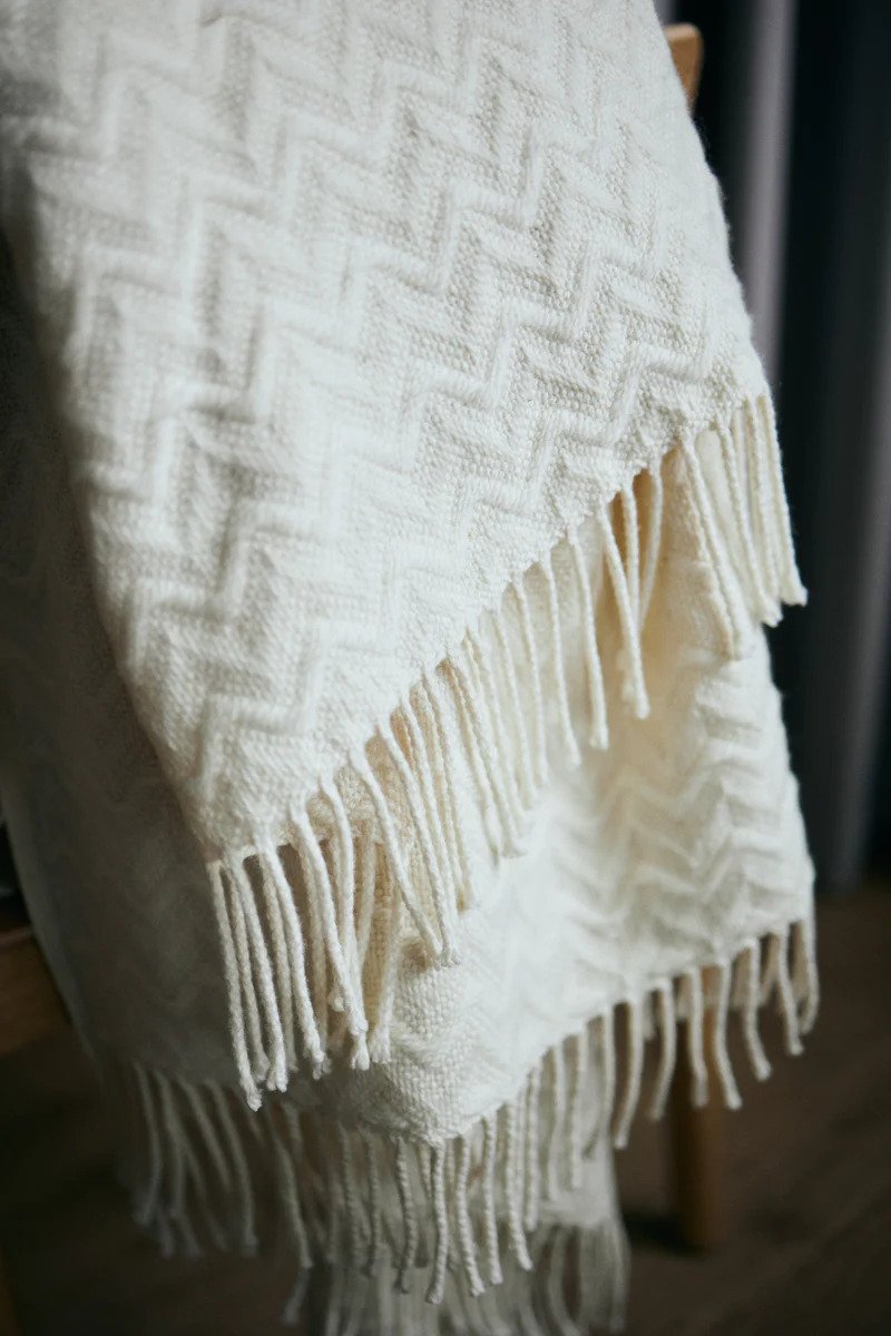 Silkeborg Uldspinderi Evelyn Wave Plaid 130x190 cm, Hvid