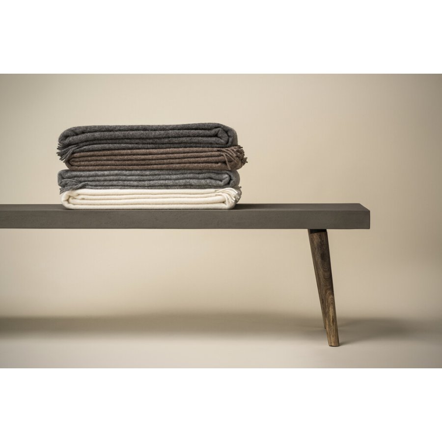 Silkeborg Uldspinderi Sams Decke 220x260 cm, Dark Nordic Grey