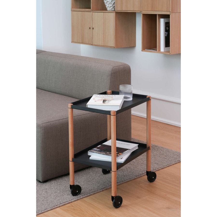 Andersen Furniture Connect Rolltisch H63 cm, Schwarz/Gelte Eiche