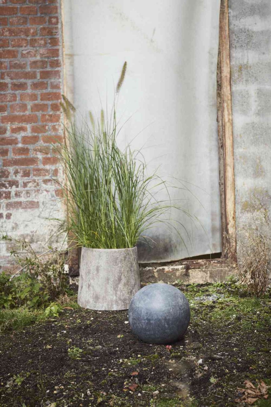 Muubs Taso Deko Kugel 25 cm, Dunkelgrau