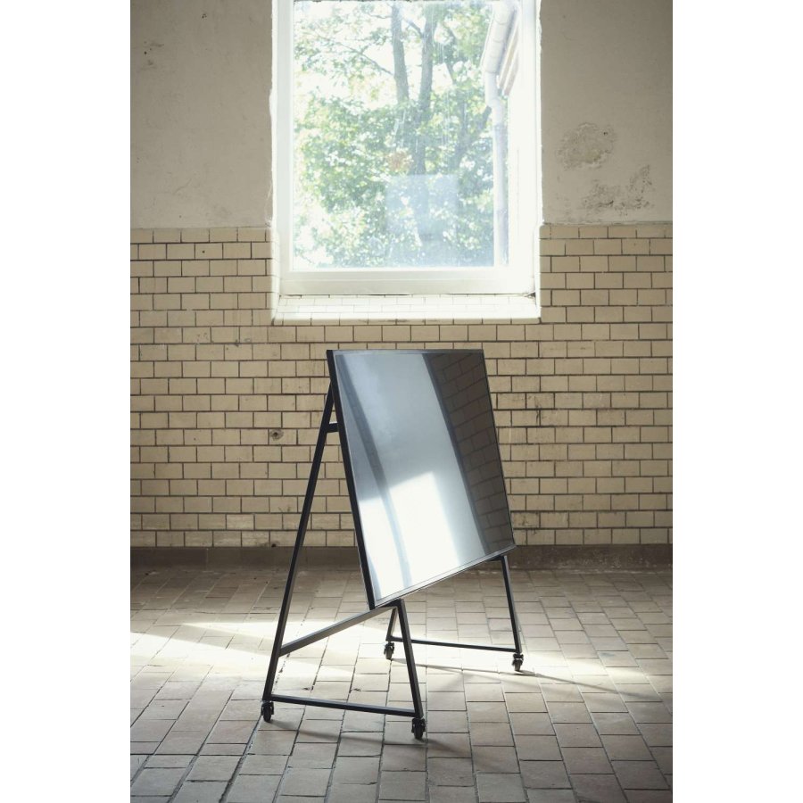 Muubs Tenji TV-Ständer H88 cm, Schwarz