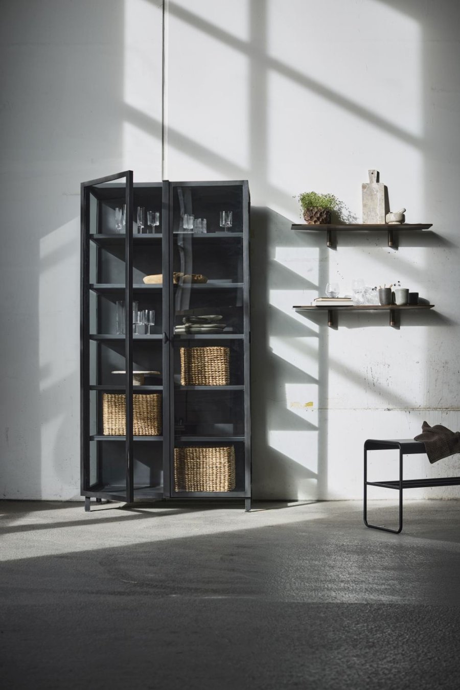 Muubs Noir Wandregal 20x90 cm, Dunkel Gebeizte Eiche