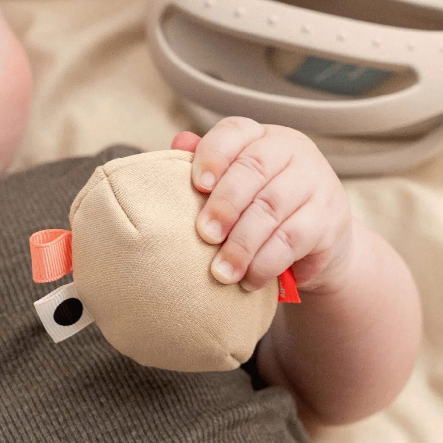 Done by Deer Clucky Gribe- og Bideleget�j, Sand