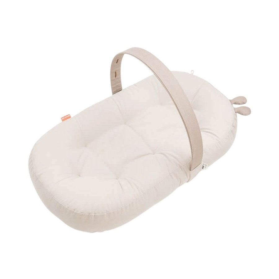 Done by Deer Raffi Lounge mit Aktivittsbogen 76 cm, Sand