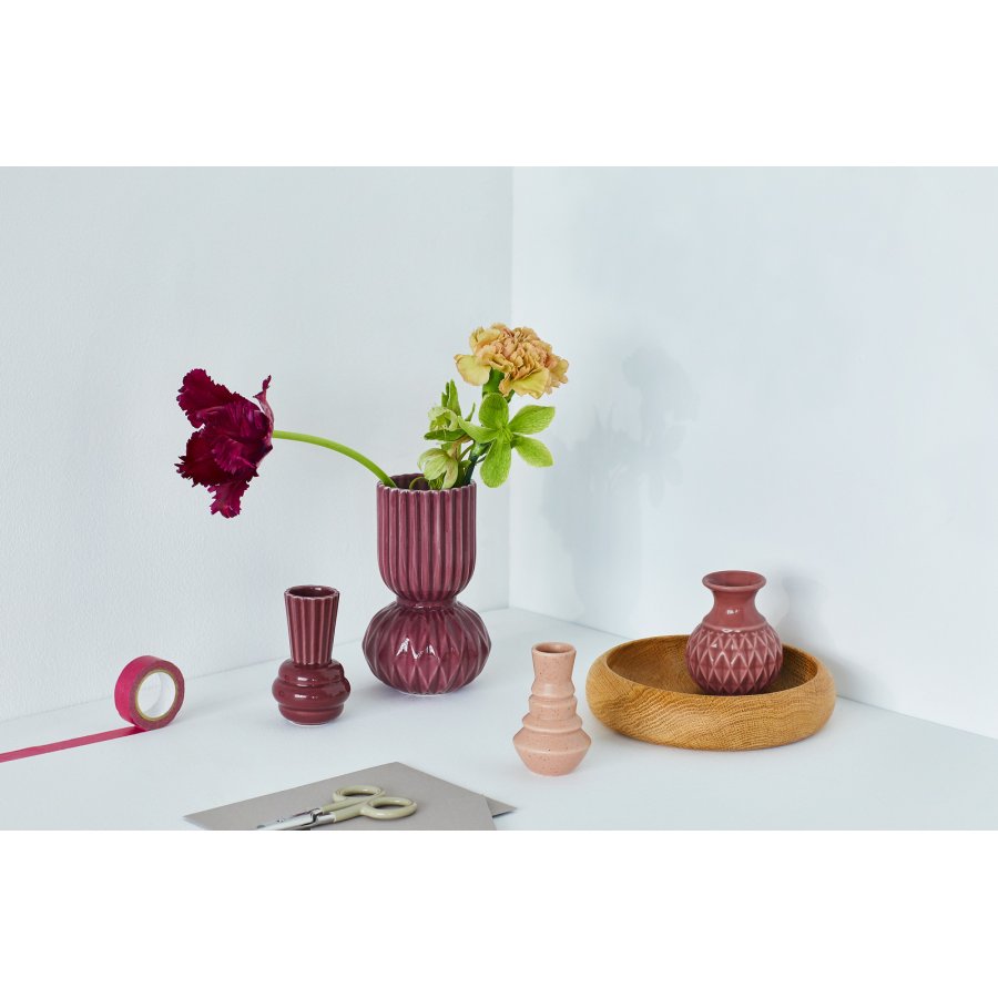 Dottir Nordic Design Samsurium Rufflebell Vase H14 cm, Aubergine