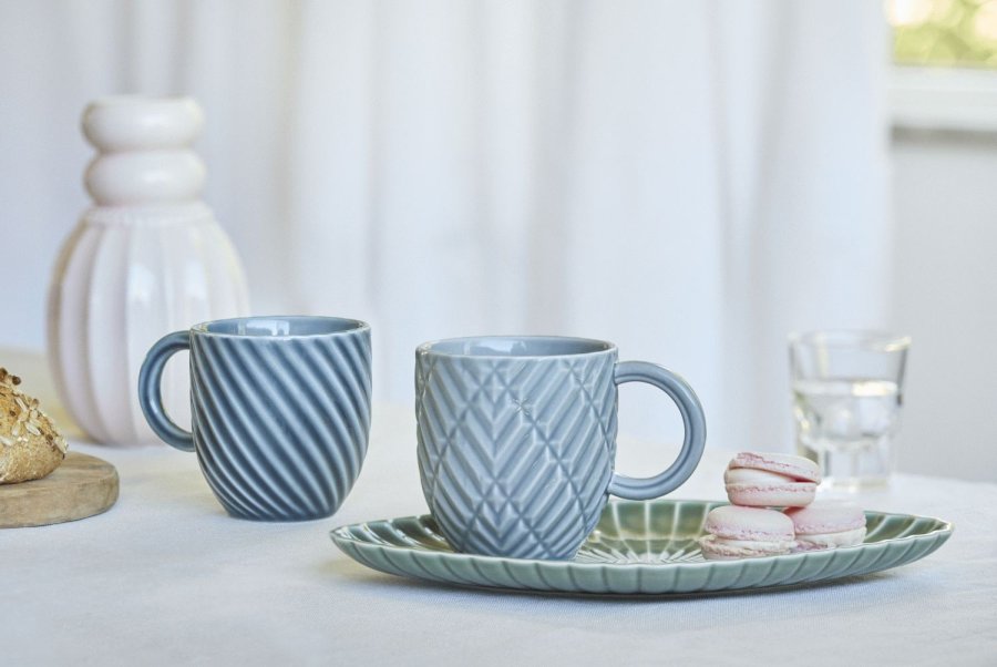 Dottir Nordic Design Samsurium Twirl Becher 32 cl, Midnight