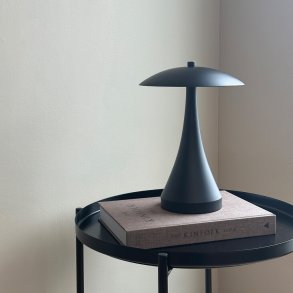 Dyberg Larsen Vienna Trådløs Bordlampe LED H23,5 cm, Mat Sort