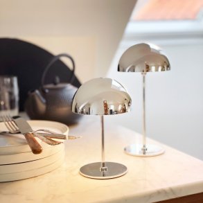 Dyberg Larsen Along Trådløs Minibordlampe LED 2 stk, Krom