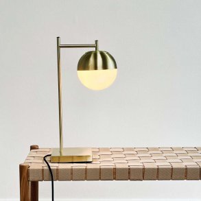 Dyberg Larsen Caen Bordlampe H45 cm, Messing
