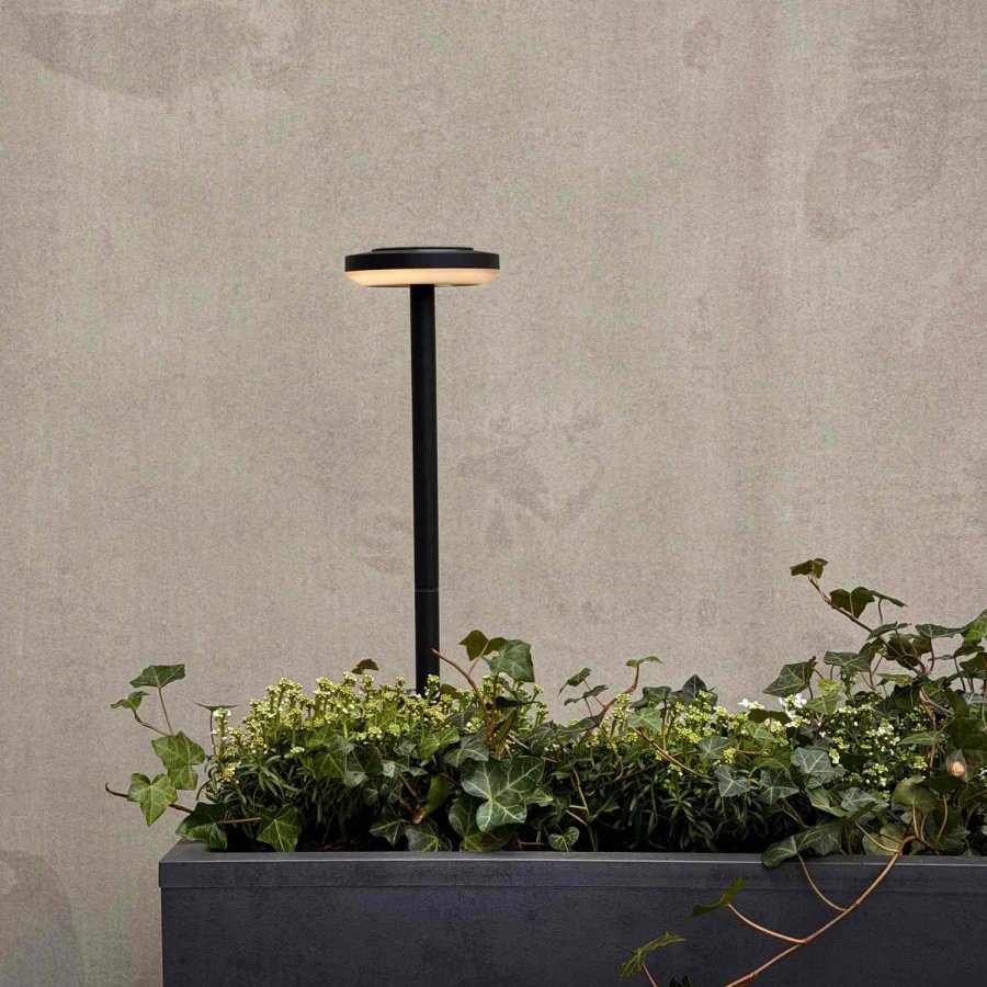 Dyberg Larsen Otera Solar Bedlampe LED H50 cm, Sort