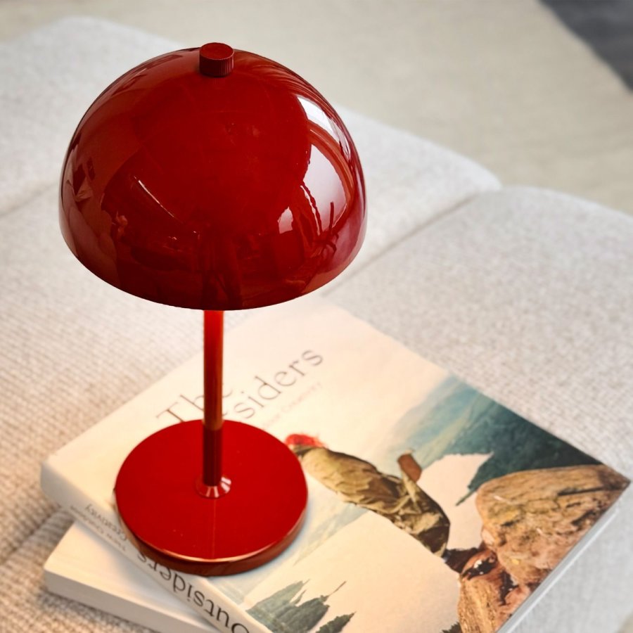 Dyberg Larsen Borås Akku-Tischlampe LED H30 cm, Dunkelrot