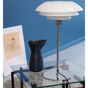 Dyberg Larsen DL31 Bordlampe H50 cm, Opal