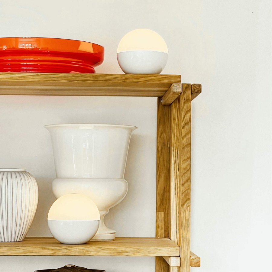 Dyberg Larsen Alba Tr�dl�s Bordlampe LED H11 cm, Hvid