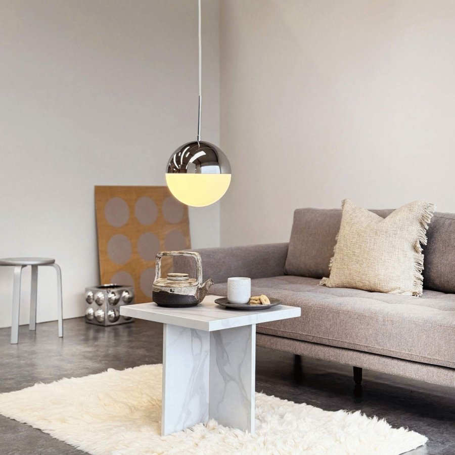 Dyberg Larsen Nova D26 H&auml;ngeleuchte �25, Opal/Messing