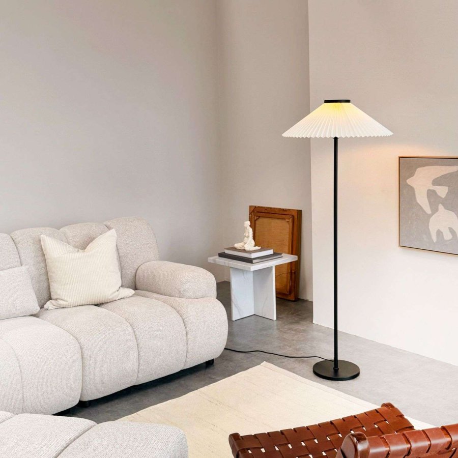 Dyberg Larsen Plissé Stehlampe H145 cm, Cremefarben