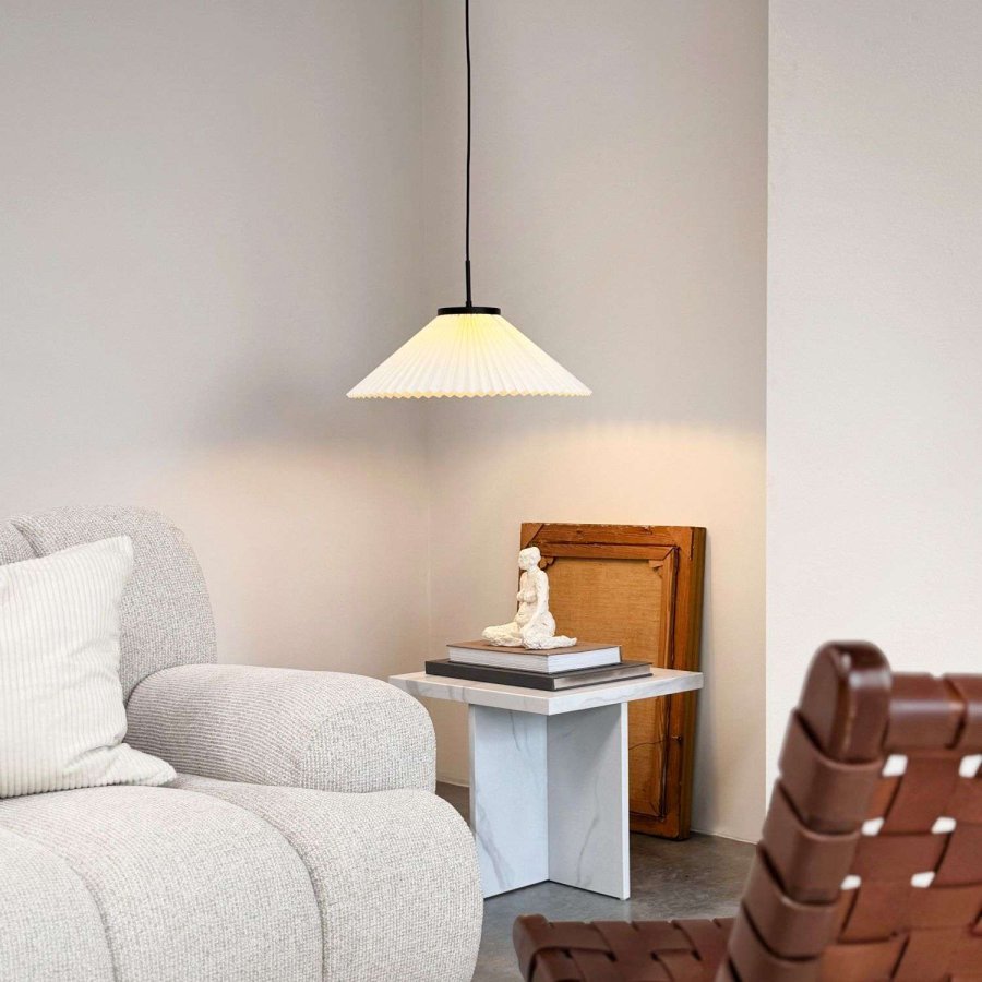 Dyberg Larsen Plissé Pendelleuchte Ø50 cm, Cremefarben