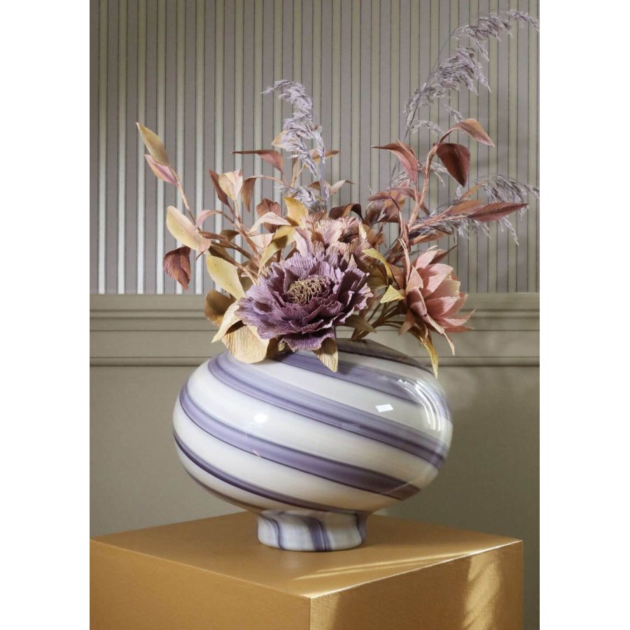 Eden Outcast Twirl Vase H20 cm, Lilla