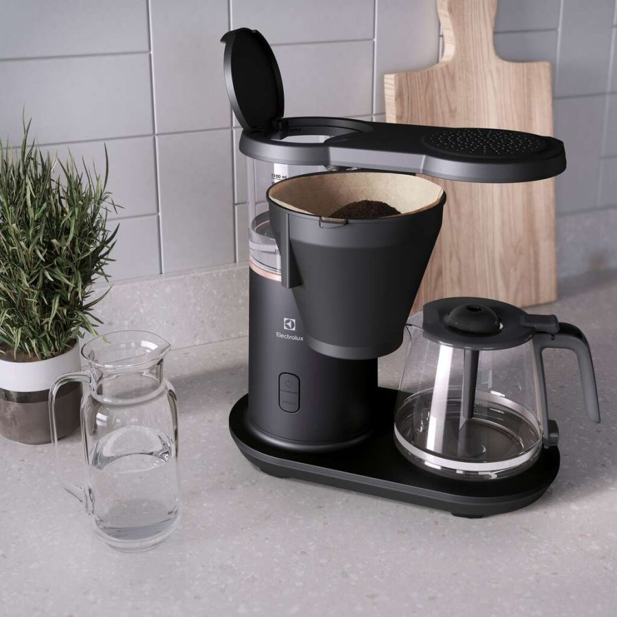 Electrolux Explore 7 Kaffeemaschine mit Aromafunktion 1,1 L, Granite Black