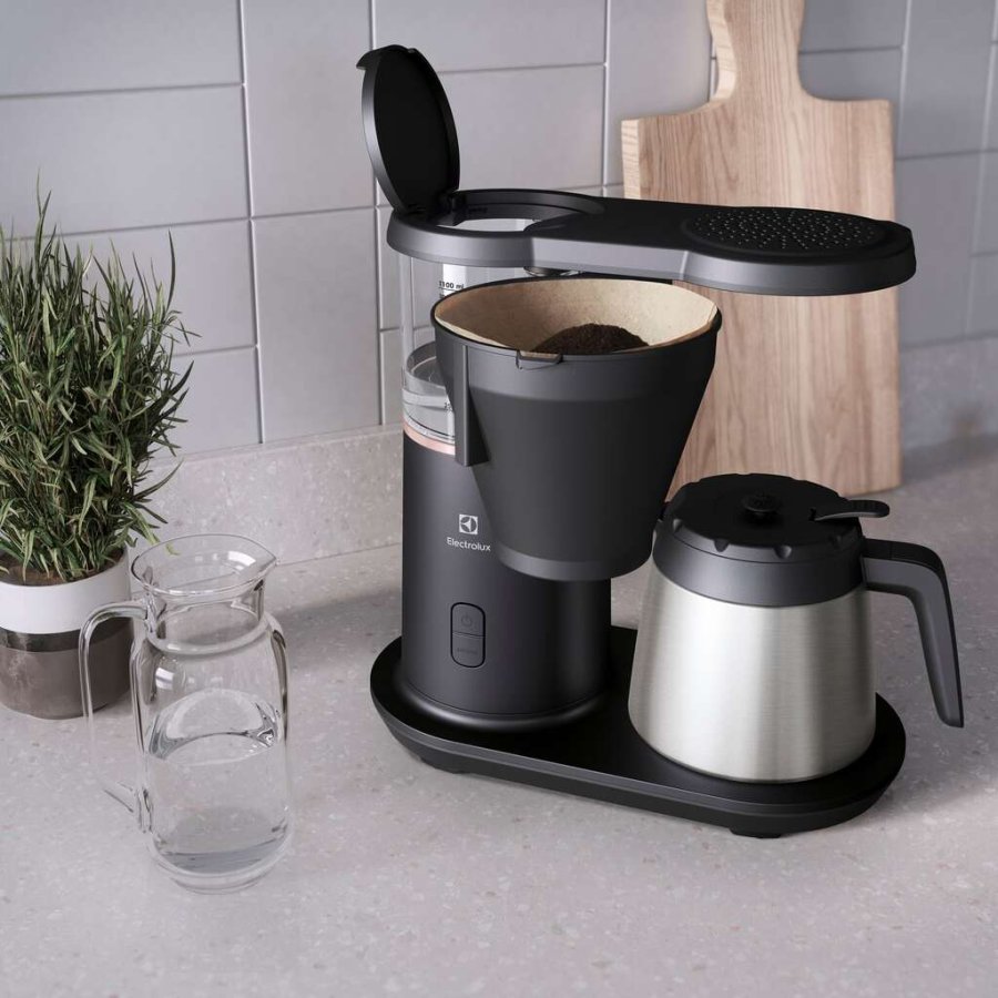 Electrolux Explore 7 Kaffeemaschine m. Thermoskanne und Aromafunktion 1,1 L, Granitschwarz