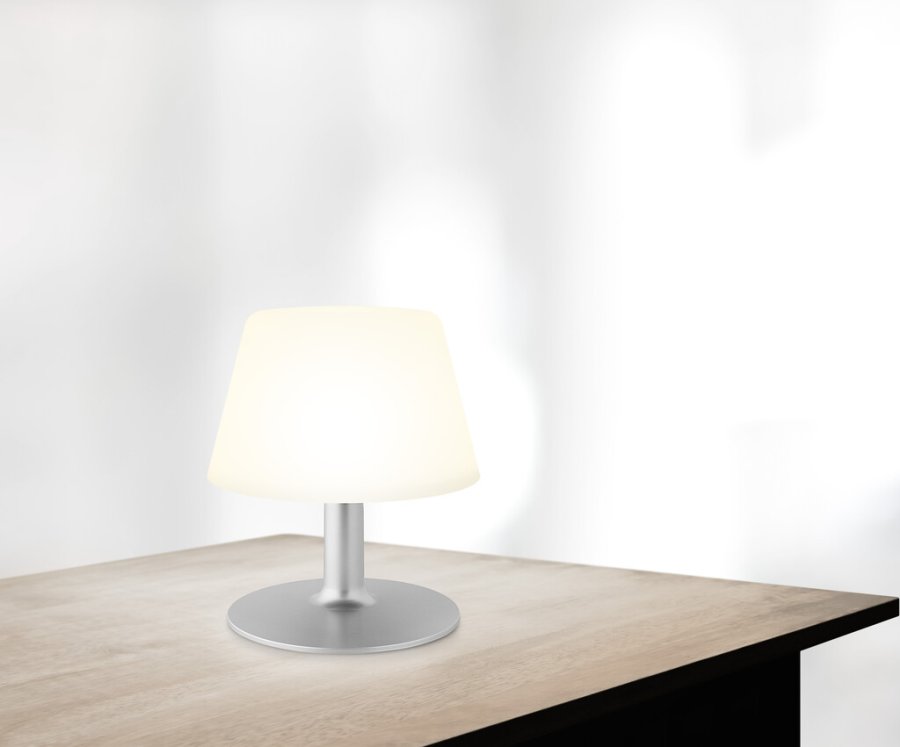 Eva Solo SunLight Lounge-Lampe H24.5 cm, Wei/Stahl