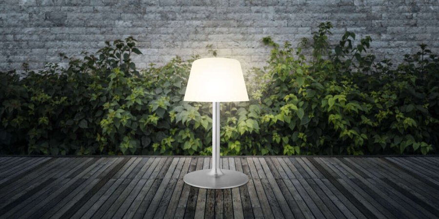 Eva Solo SunLight Lounge-Lampe H50,5 cm, Wei/Stahl