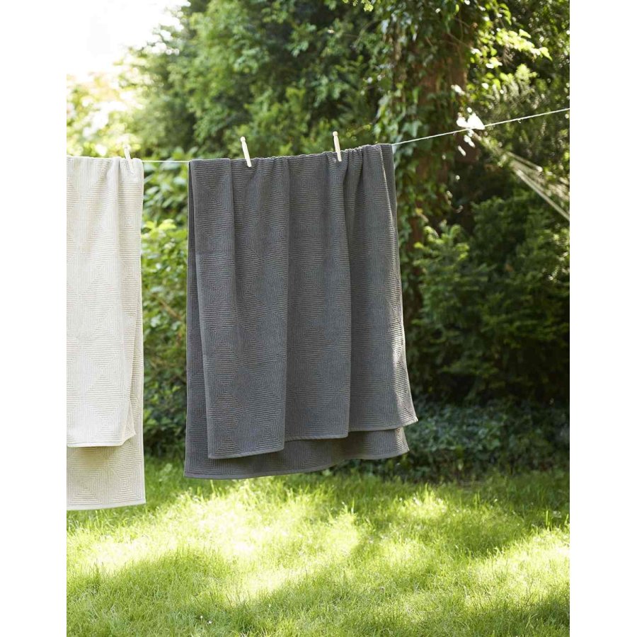 FDB Mbler R33 Kirkeby Strandhndklde 90x185 cm, Granite Gray