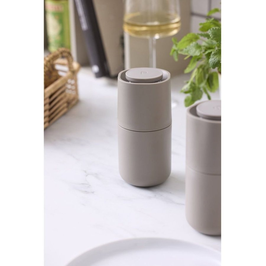 Rosti Agnes Salzm�hle H14,2 cm, Earth Grey
