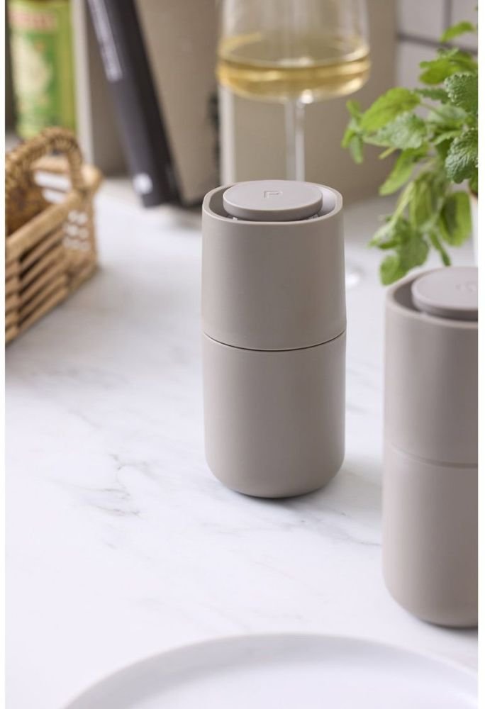Rosti Agnes Salzm�hle H14,2 cm, Earth Grey