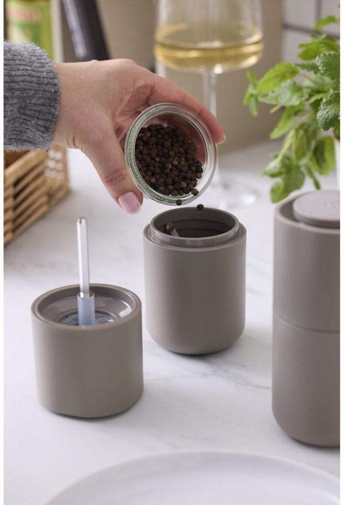 Rosti Agnes Pfefferm�hle H14,2 cm, Earth Grey