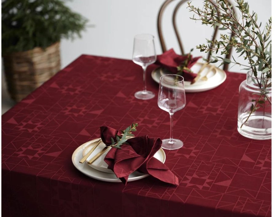 S&ouml;dahl Juledug 150x270 cm, R�d