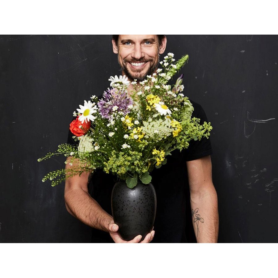 BITZ Vase 20 cm, Sort