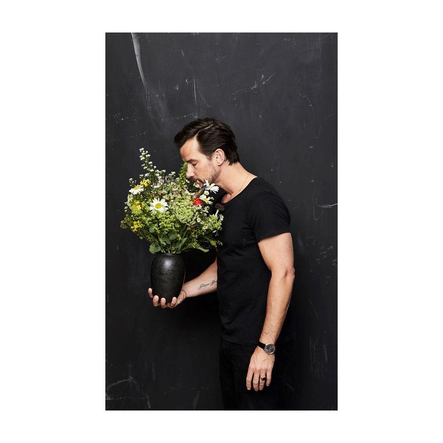 BITZ Vase 20 cm, Sort