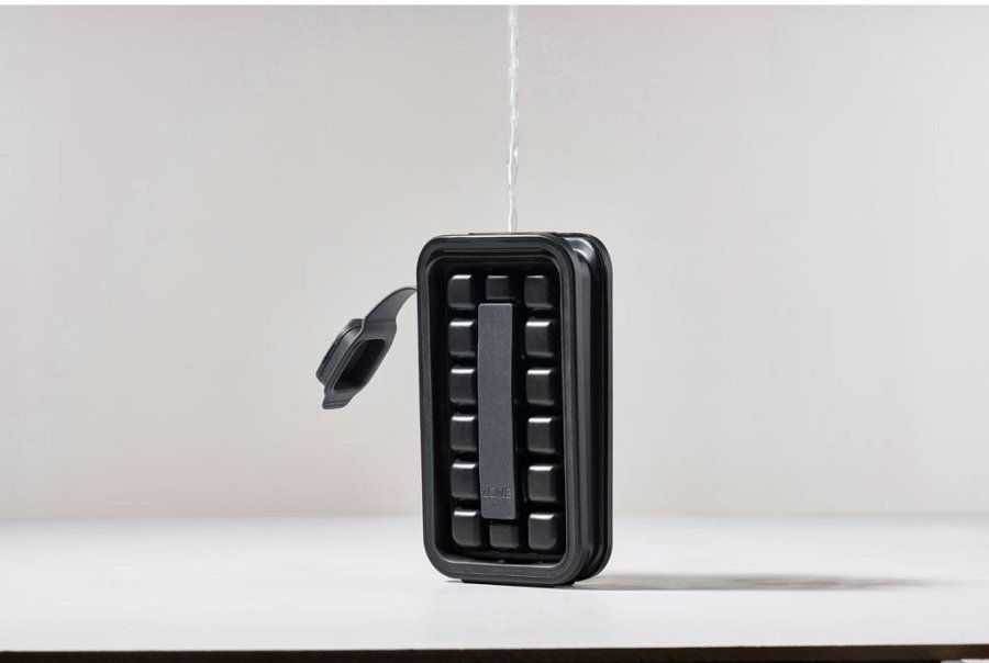 Zone Rocks Icemaker, Black