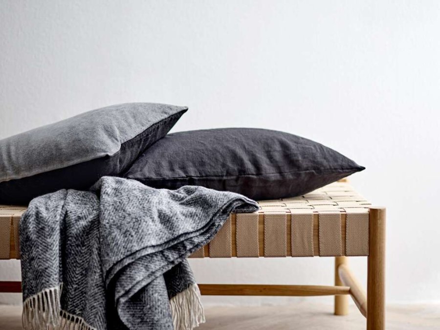 Södahl Washed Chenille Pude 40x60 cm, Sort