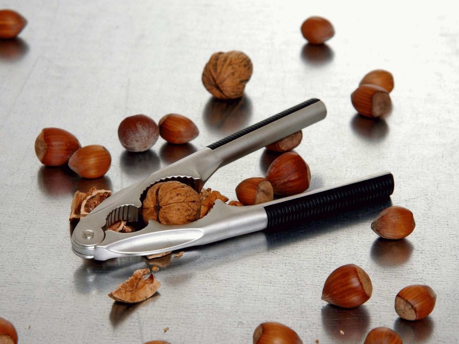 Funktion Nussknacker, Stahl