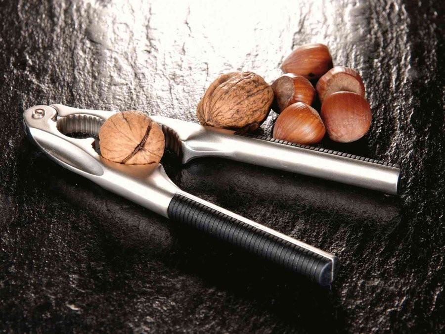 Funktion Nussknacker, Stahl