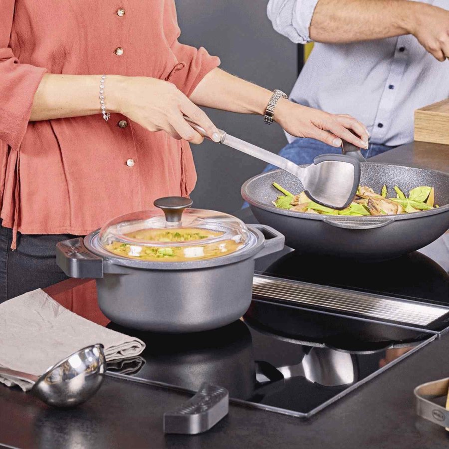 Rsle Pfannen-/Woklffel, Stahl/Schwarz