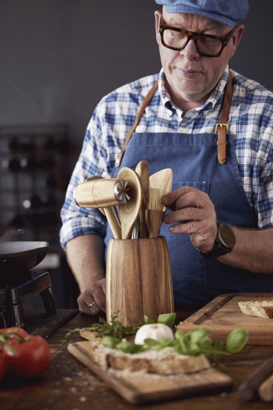 HOLM Utensilienhalter 17 cm, Akazie