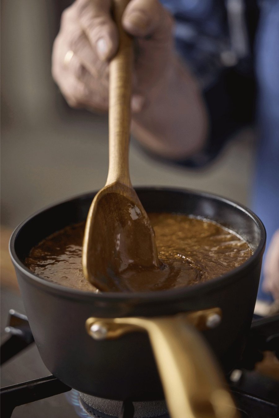 HOLM Brasserie Kasserolle mit keramischer Antihaftbeschichtung 1,5 L