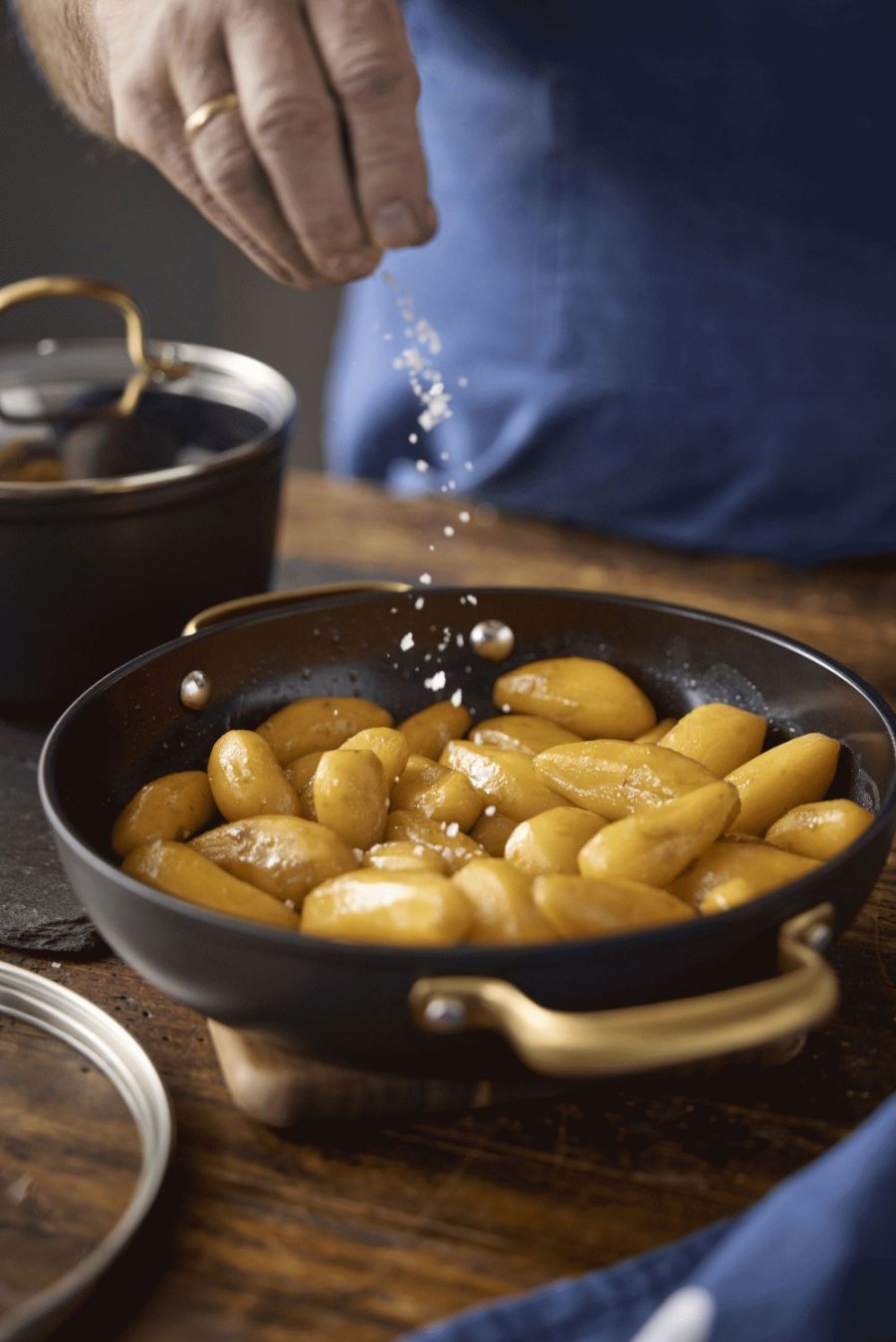 HOLM Brasserie Schmorpfanne mit keramischer Antihaftbeschichtung 2,6 L